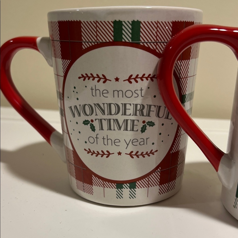 NWT Festive Plaid Holiday Mugs Set Of 2 Red and white Cozy mug stocking stuffer - Picture 5 of 15
